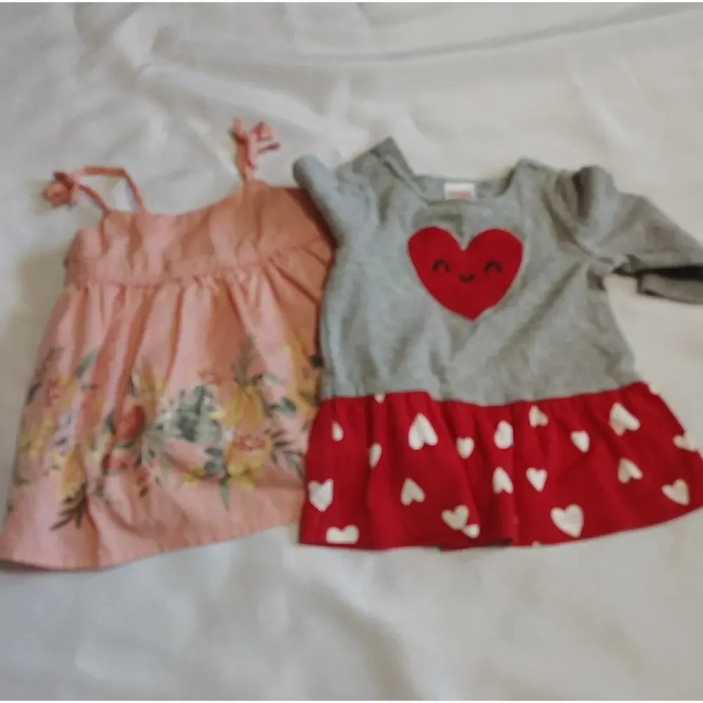 Girl's Lot Clothes 10 pieces Size 0/3 Months